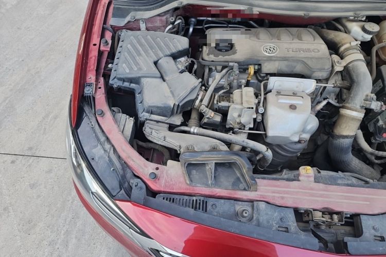 Used Buick GT 2019 18T Automatic Connected Elite Model China VI Standard Engine Bay Right
