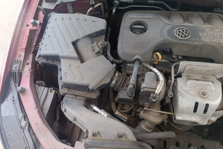 Used Buick GT 2019 18T Automatic Connected Elite Model China V Standard Engine Bay Right