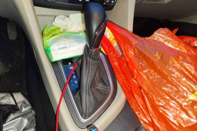 Used Buick GT 2019 15T Dual-Clutch Advanced Version China VI Standard Gear Lever