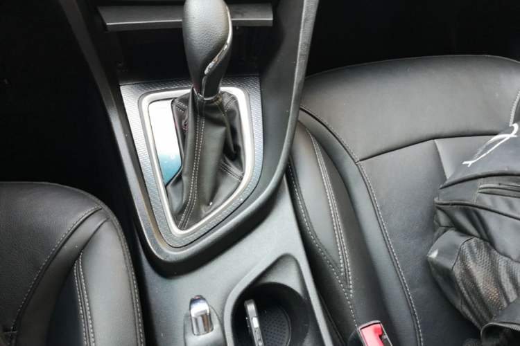 Used Buick GT 2019 18T Automatic Connected Elite Model China VI Standard Gear Lever