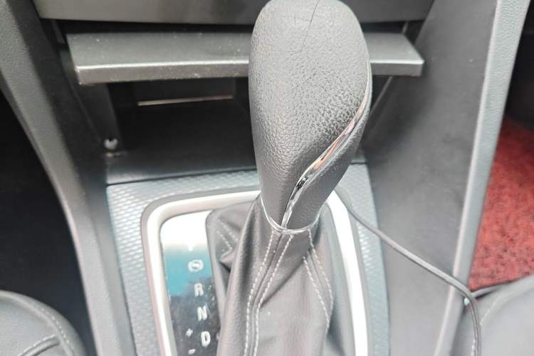 Used Buick GT 2019 18T Automatic Connected Elite Model China VI Standard Gear Lever