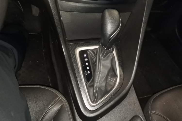 Used Buick GT 2019 18T Automatic Connected Elite Model China VI Standard Gear Lever