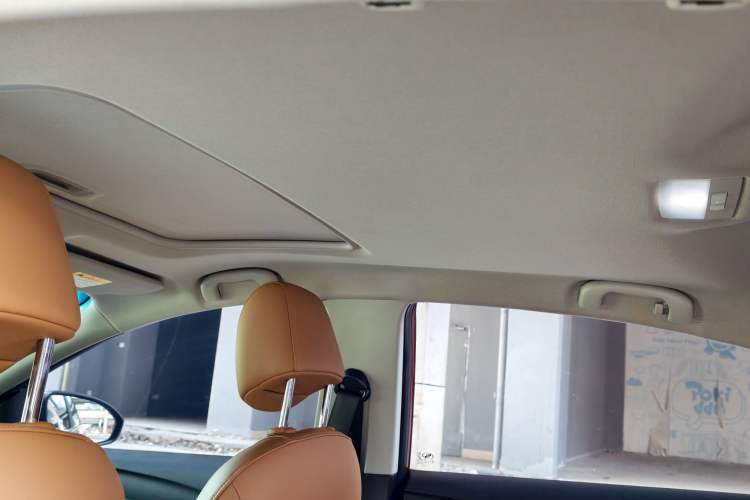 Used Buick GT 2019 18T Automatic Connected Flagship Version China VI Standard Headliner