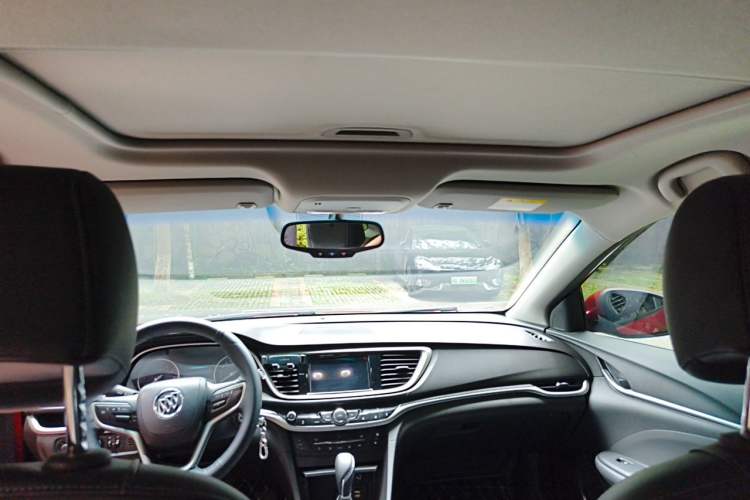 Used Buick GT 2019 18T Automatic Connected Elite Model China VI Standard Headliner