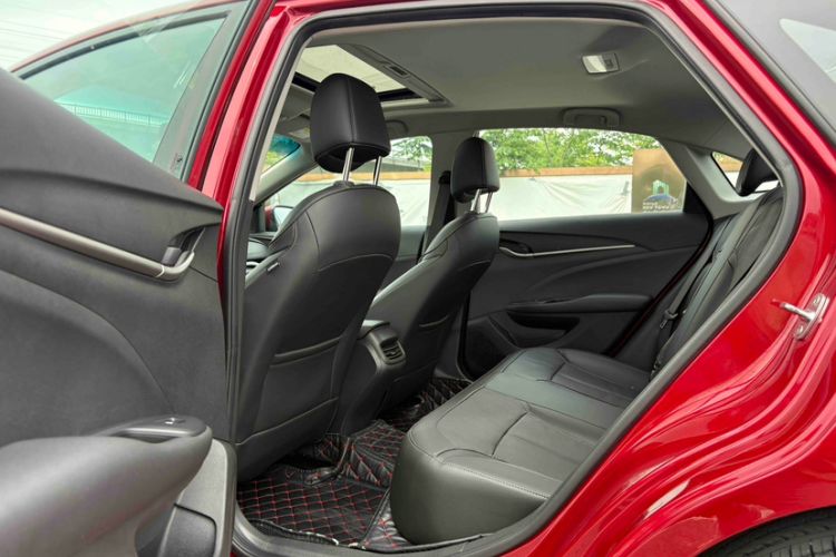 Used Buick GT 2019 18T Automatic Connected Elite Model China VI Standard Interior 2
