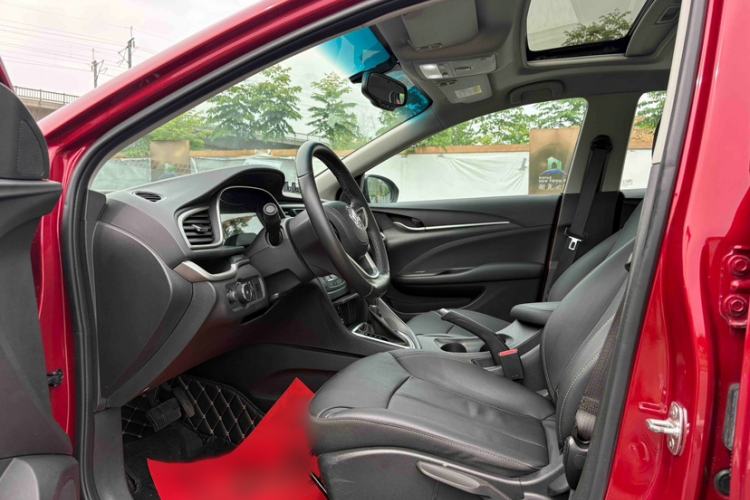 Used Buick GT 2019 18T Automatic Connected Elite Model China VI Standard Interior 4