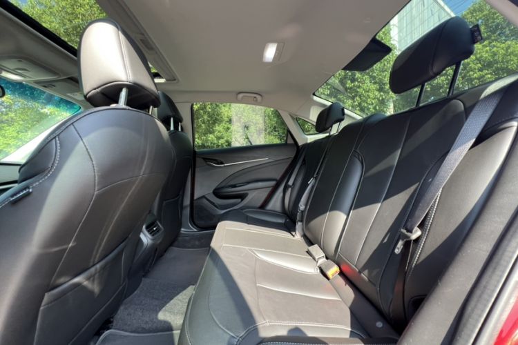 Used Buick GT 2019 18T Automatic Connected Elite Model China V Standard Interior 7
