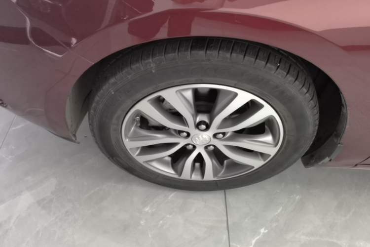 Used Buick GT 2019 18T Automatic Connected Elite Model China VI Standard Left Front Wheel Hub