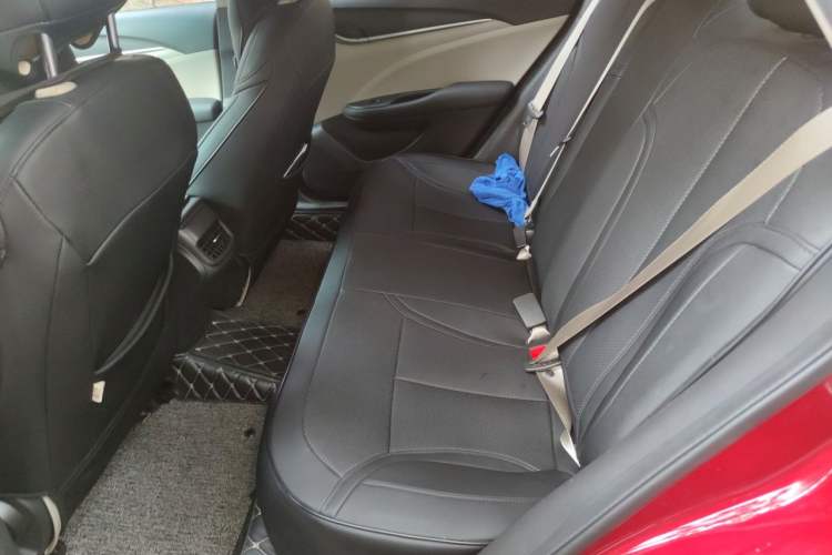 Used Buick GT 2019 15T Dual-Clutch Connected Elite Model China VI Left Rear Seat