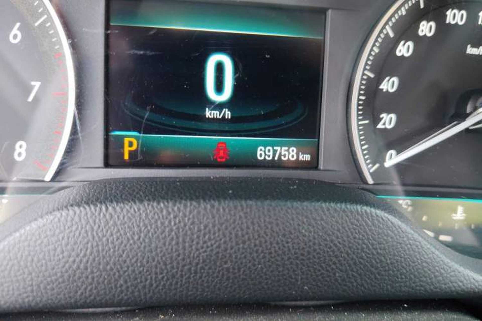 Used Buick GT 2019 18T Automatic Connected Elite Model China VI Standard Odometer Close Up
