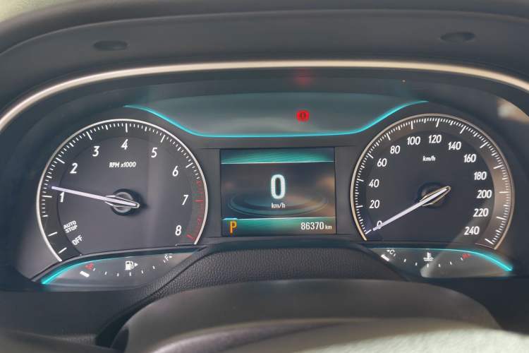 Used Buick GT 2019 18T Automatic Connected Flagship Version China VI Standard Odometer Close Up