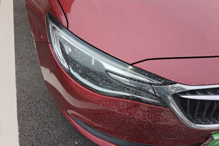 Used Buick GT 2019 15T Dual-Clutch Connected Elite Model China VI Right Front Headlight