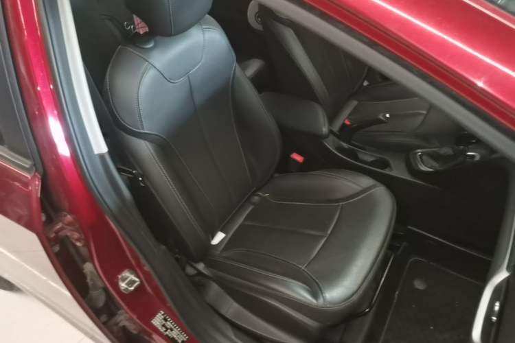 Used Buick GT 2019 18T Automatic Connected Elite Model China VI Standard Right Front Seat