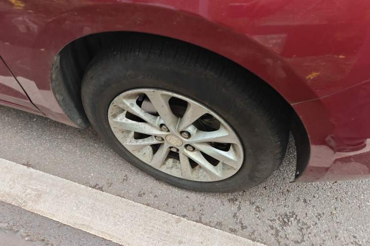 Used Buick GT 2019 15T Dual-Clutch Advanced Version China VI Standard Right Front Wheel Hub