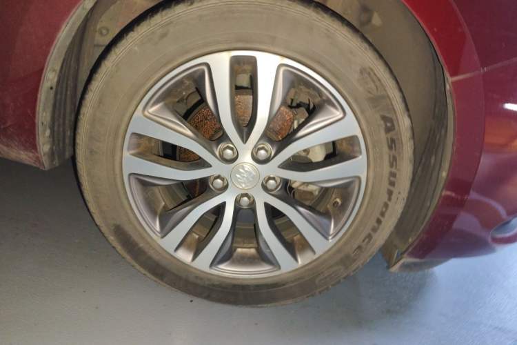 Used Buick GT 2019 18T Automatic Connected Elite Model China VI Standard Right Front Wheel Hub