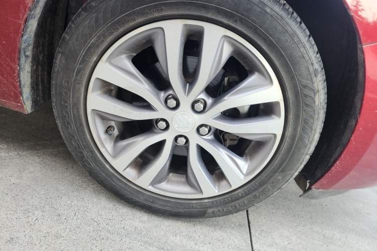 Used Buick GT 2019 18T Automatic Connected Elite Model China VI Standard Right Front Wheel Hub