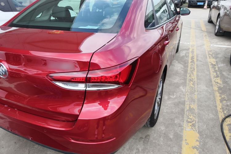 Used Buick GT 2019 18T Automatic Connected Elite Model China VI Standard Right Rear Taillight