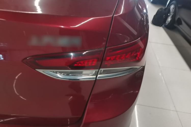 Used Buick GT 2019 18T Automatic Connected Elite Model China VI Standard Right Rear Taillight