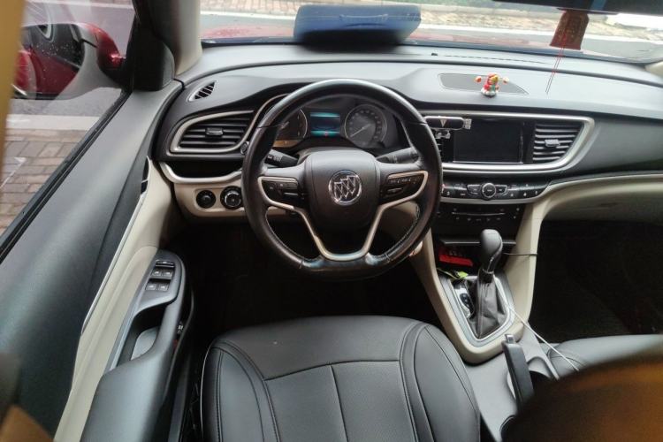Used Buick GT 2019 15T Dual-Clutch Connected Elite Model China VI Steering Wheel