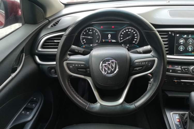 Used Buick GT 2019 18T Automatic Connected Elite Model China VI Standard Steering Wheel