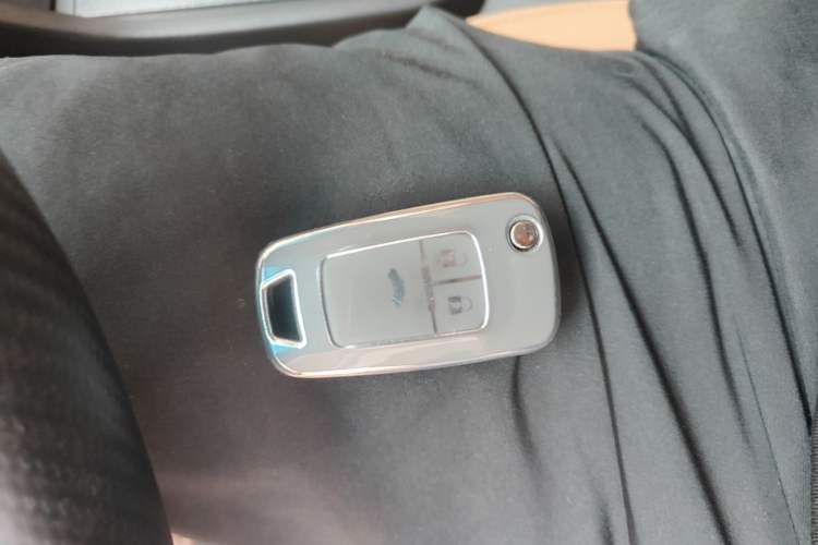 Used Buick GT 2019 18T Automatic Connected Flagship Version China VI Standard Vehicle Key