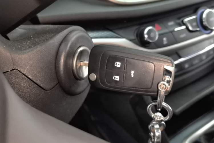 Used Buick GT 2019 18T Automatic Connected Elite Model China VI Standard Vehicle Key