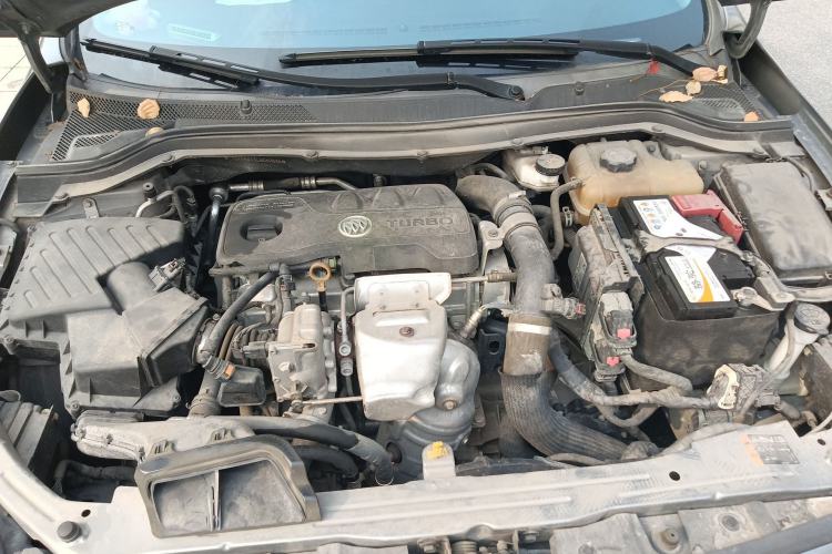 Used Buick GT 2019 18T Automatic Connected Elite Model China VI Standard Engine Bay
