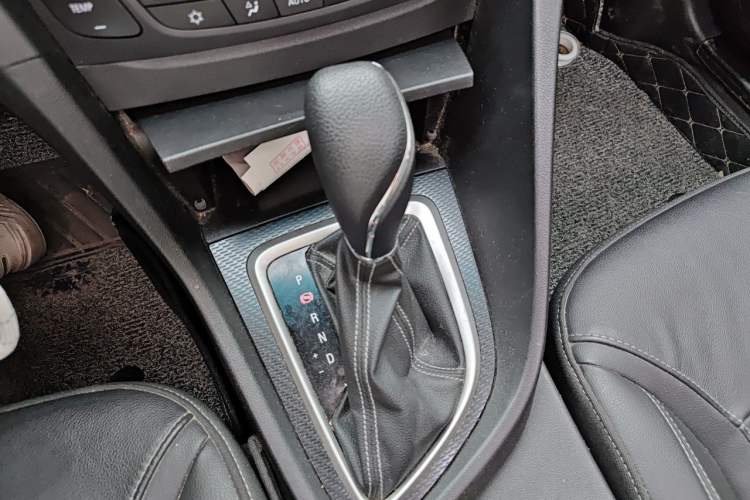 Used Buick GT 2019 18T Automatic Connected Elite Model China V Standard Gear Lever