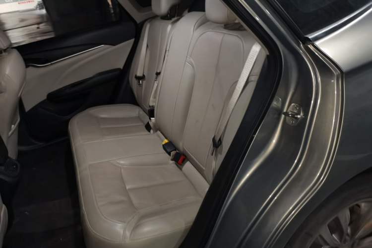 Used Buick GT 2019 15T Dual-Clutch Connected Elite Version China V Standard Left Rear Seat