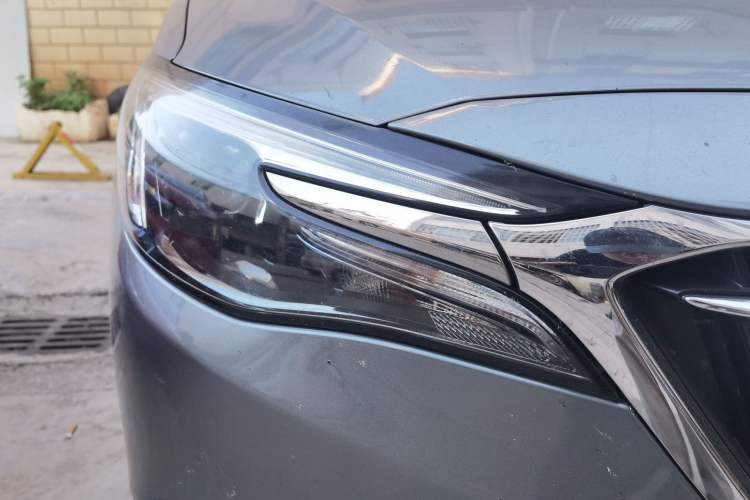 Used Buick GT 2019 18T Automatic Connected Elite Model China VI Standard Right Front Headlight