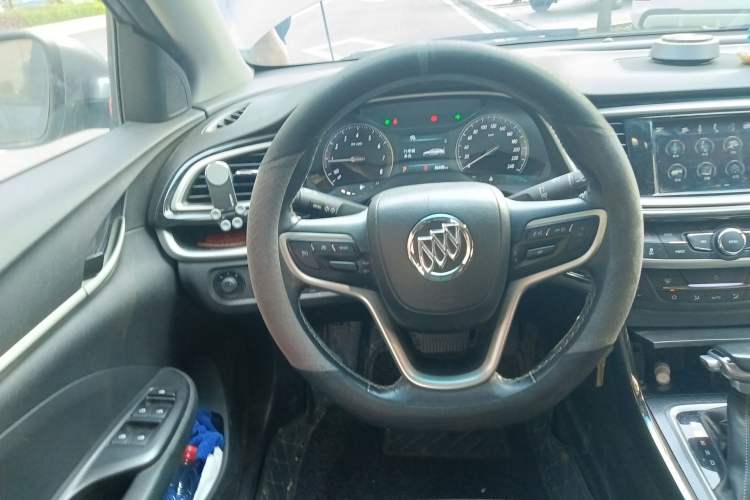 Used Buick GT 2019 18T Automatic Connected Elite Model China VI Standard Steering Wheel