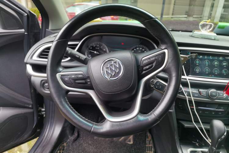 Used Buick GT 2019 18T Automatic Connected Elite Model China VI Standard Steering Wheel