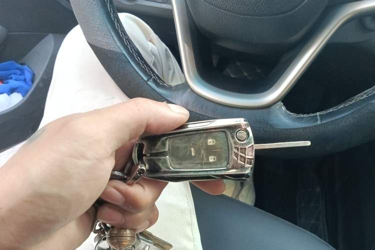 Used Buick GT 2019 18T Automatic Connected Elite Model China VI Standard Vehicle Key