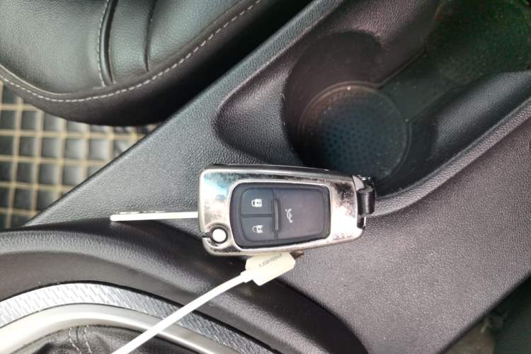 Used Buick GT 2019 18T Automatic Connected Elite Model China VI Standard Vehicle Key