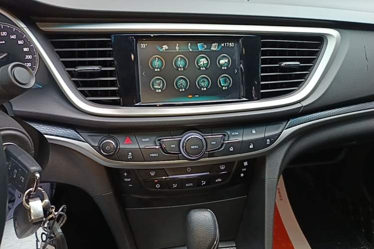 Used Buick GT 2019 18T Automatic Connected Elite Model China VI Standard Audio And AC Panel