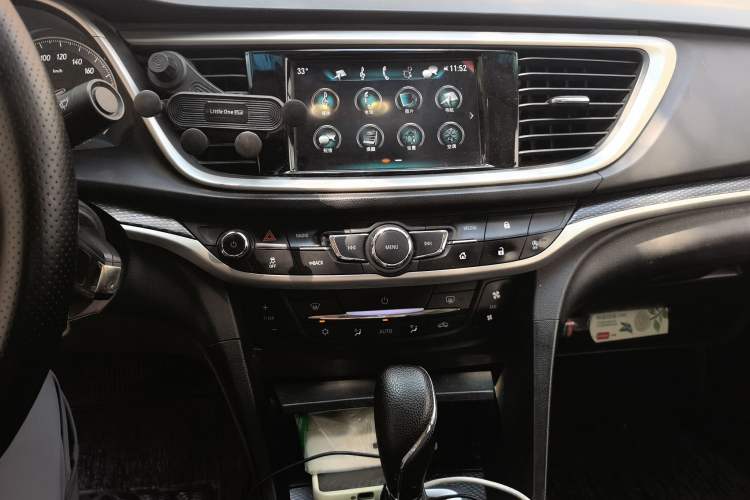 Used Buick GT 2019 18T Automatic Connected Elite Model China VI Standard Audio And AC Panel