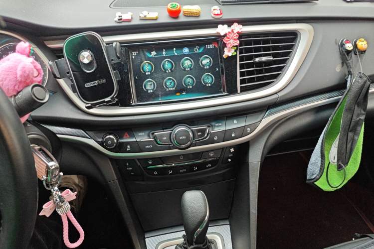 Used Buick GT 2019 18T Automatic Connected Elite Model China VI Standard Audio And AC Panel