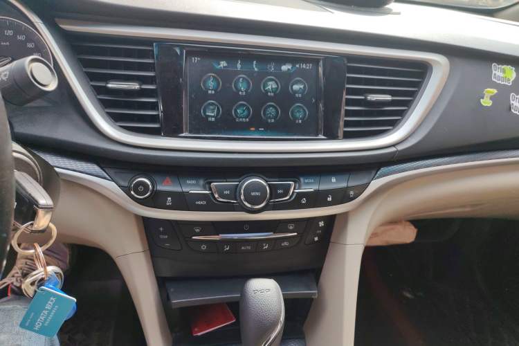 Used Buick GT 2019 15T Dual-Clutch Connected Elite Model China VI Audio And AC Panel