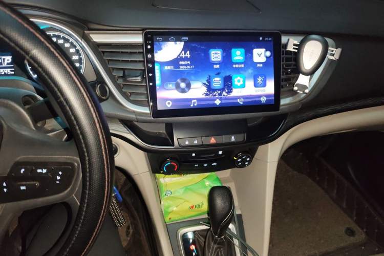 Used Buick GT 2019 15T Dual-Clutch Advanced Version China VI Standard Audio And AC Panel