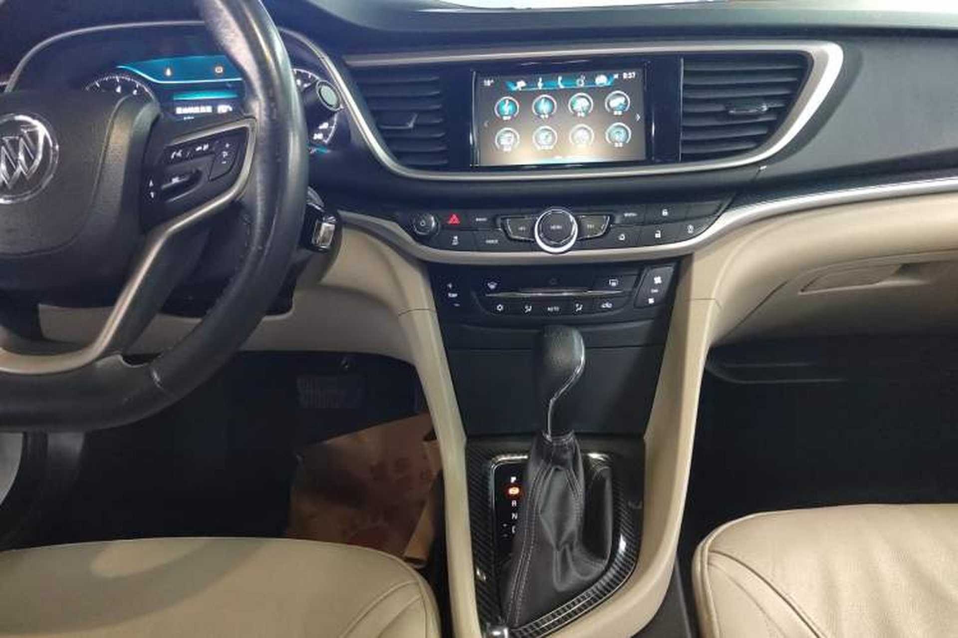 Used Buick GT 2019 15T Dual-Clutch Connected Elite Version China V Standard Audio And AC Panel