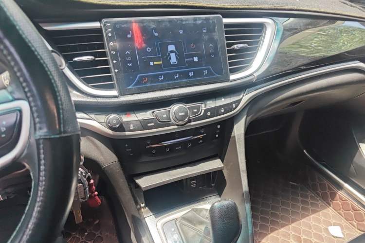 Used Buick GT 2019 18T Automatic Connected Elite Model China V Standard Audio And AC Panel