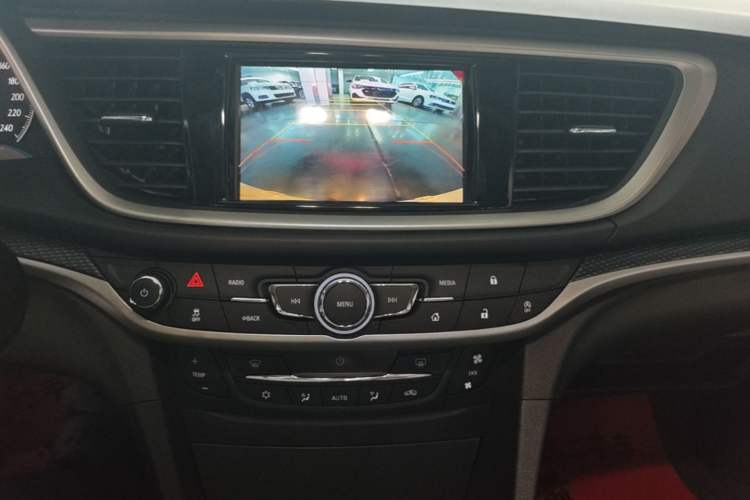 Used Buick GT 2019 18T Automatic Connected Elite Model China VI Standard Audio And AC Panel