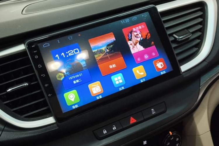 Used Buick GT 2019 15T Manual Elite Version China VI Standard Audio And AC Panel