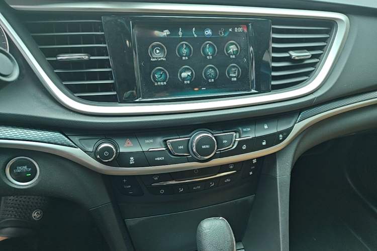 Used Buick GT 2019 18T Automatic Connected Flagship Version China V Standard Audio And AC Panel