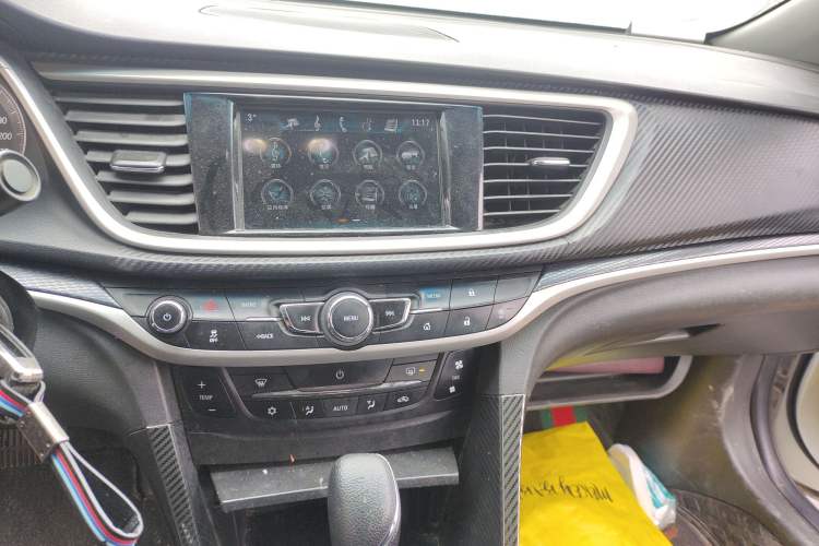 Used Buick GT 2019 18T Automatic Connected Elite Model China V Standard Audio And AC Panel
