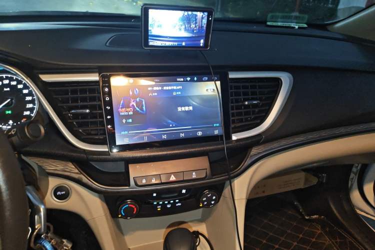 Used Buick GT 2019 15T Dual-Clutch Advanced Version China VI Standard Audio And AC Panel