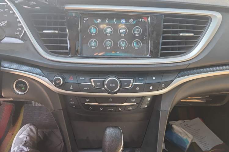 Used Buick GT 2019 18T Automatic Connected Flagship Version China VI Standard Audio And AC Panel