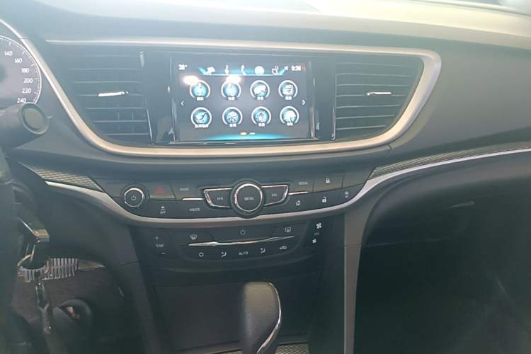 Used Buick GT 2019 18T Automatic Connected Elite Model China VI Standard Audio And AC Panel