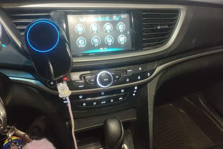 Used Buick GT 2019 18T Automatic Connected Elite Model China V Standard Audio And AC Panel