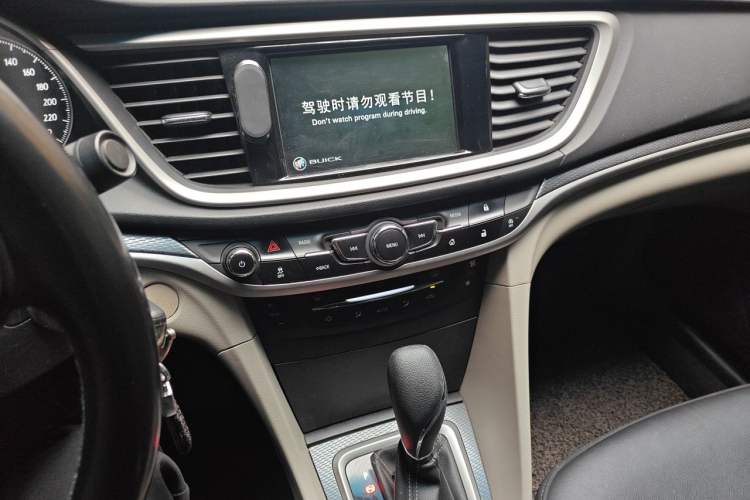 Used Buick GT 2019 18T Automatic Connected Elite Model China VI Standard Audio And AC Panel